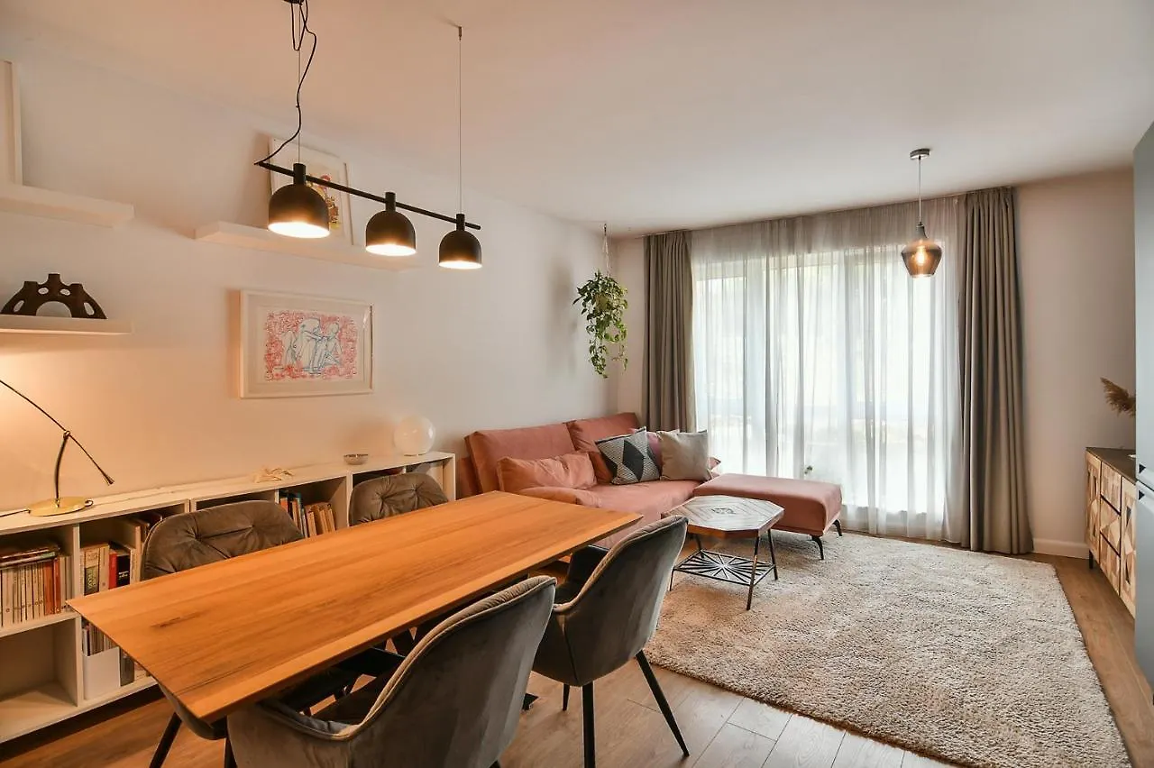 Cosy Stylish Central 1Br & Wi-Fi Varna 0*,